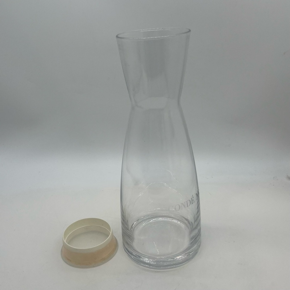 Conde Nast Glass Water Pitcher Bormioli Rocco RARE holiday Decor Party - Picture 5 of 5